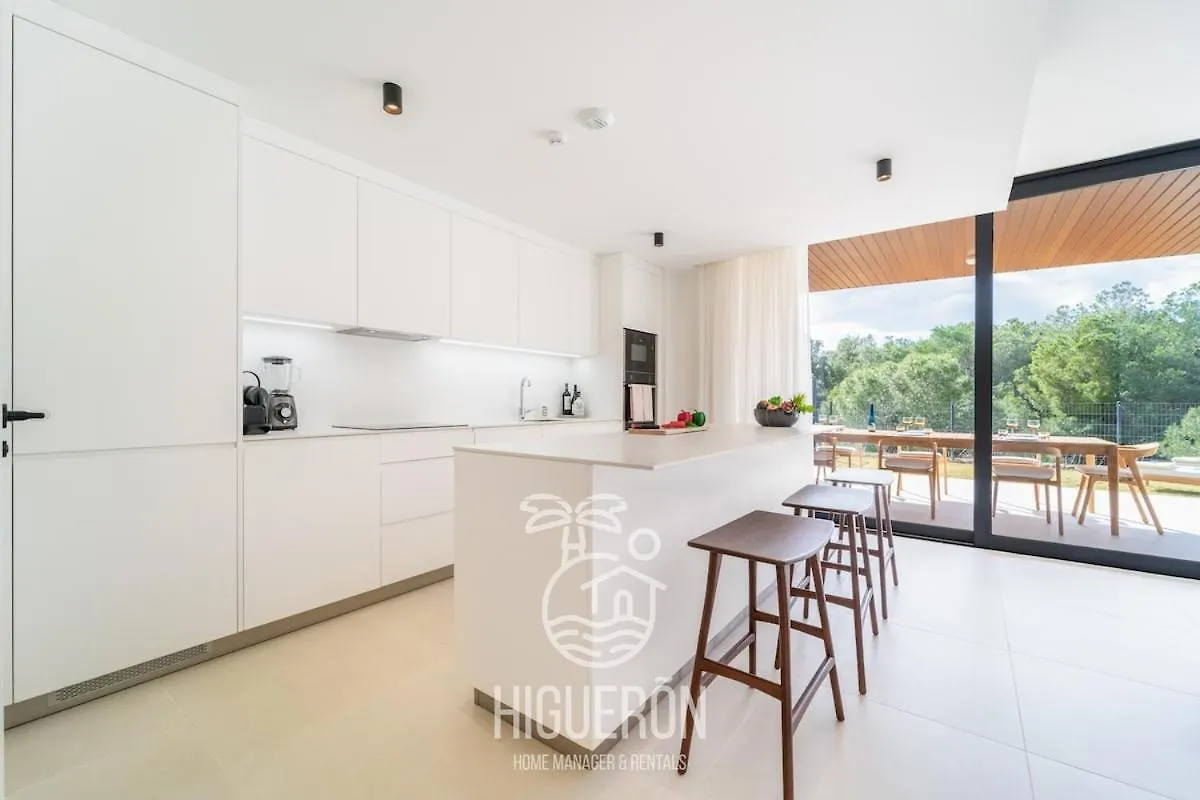 Higueronrentals The Secret Garden Fuengirola